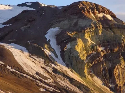 Cerro Pintor, cordillera central de Chile